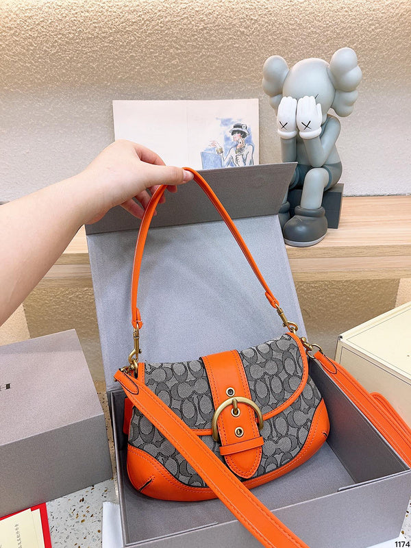 Luxurious Totes - CCH2 Bags - 092