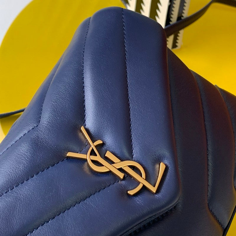 Luxurious Totes - Latest - 8001