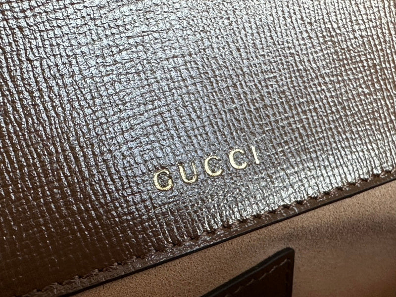 GUI - Luxurious Totes - 017