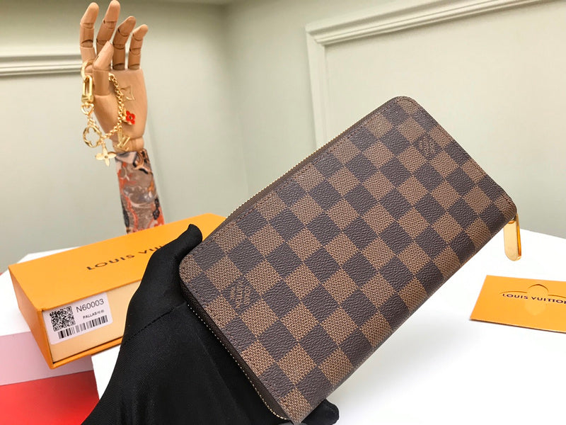 Luxurious Totes - Latest - 685