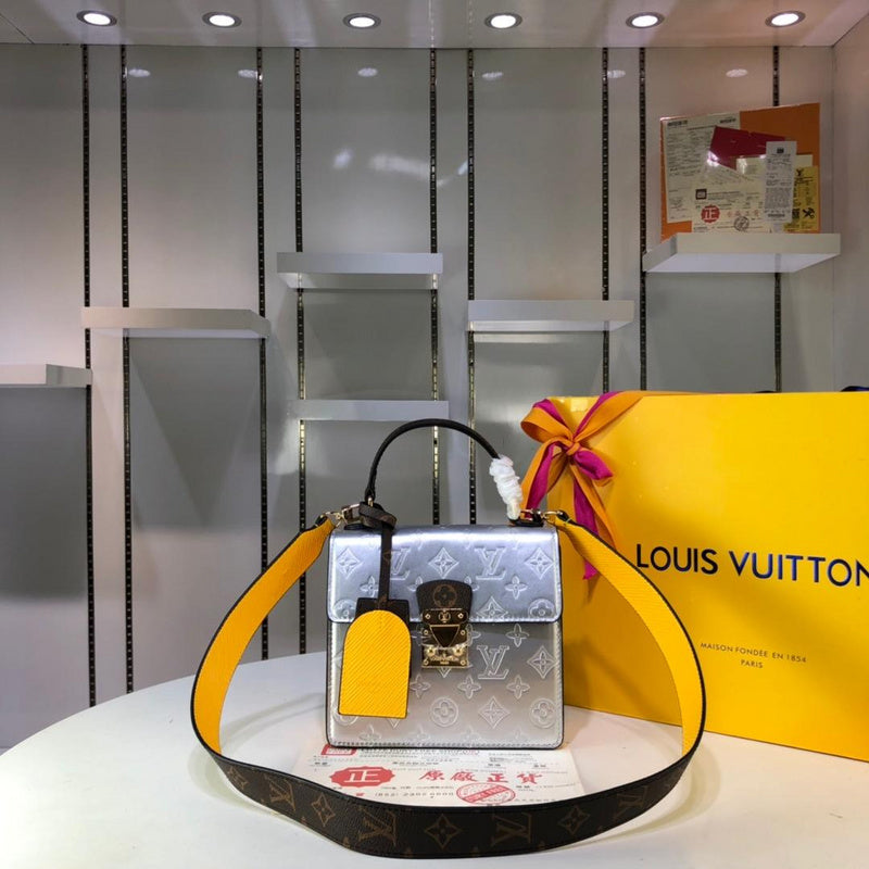 LOV - Luxurious Totes - 2740