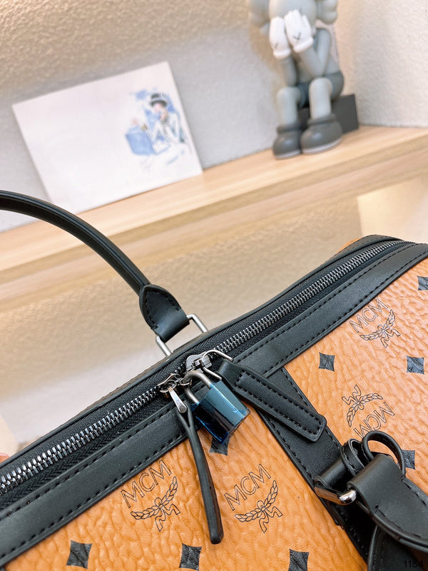 Luxurious Totes - CMM Bags - 042