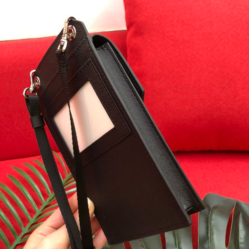PDA - Luxurious Totes - 015