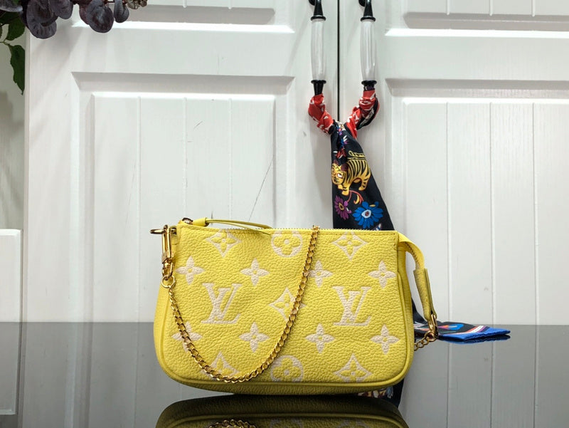 LOV - Luxurious Totes - 1772