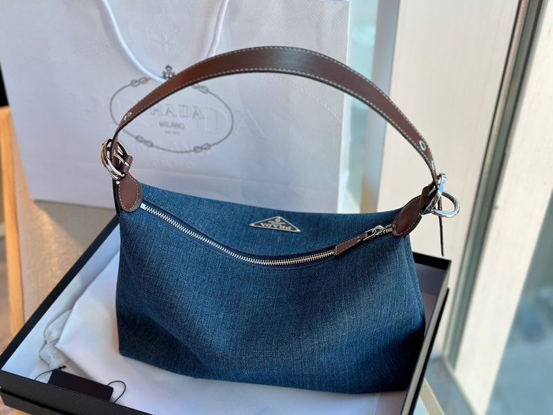 Luxurious Totes - PDA3 Bags - 300