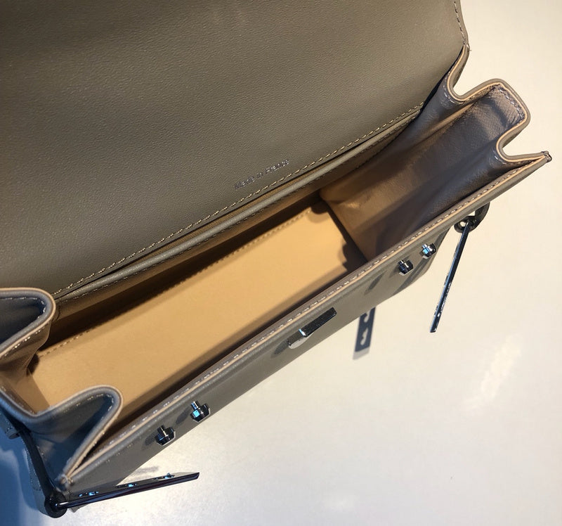 Luxurious Totes - Latest - 6069