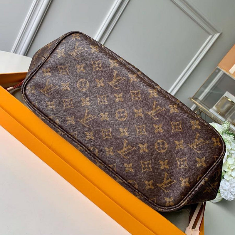 LOV - Luxurious Totes - 2679