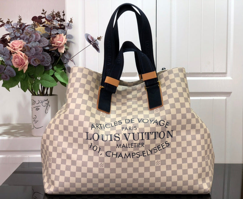 LOV - Luxurious Totes - 2217