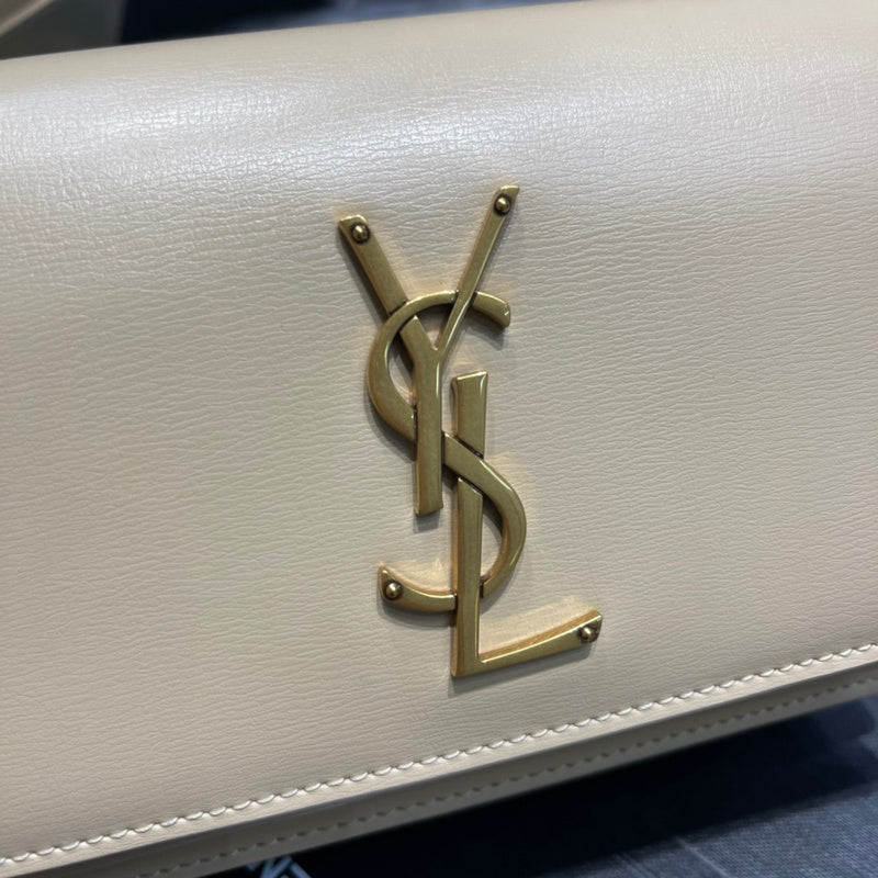 Luxurious Totes - Latest - 8235
