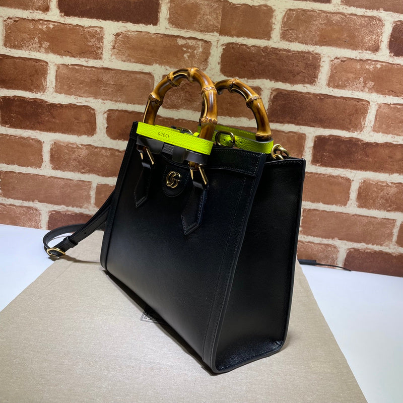 GUI - Luxurious Totes - 402