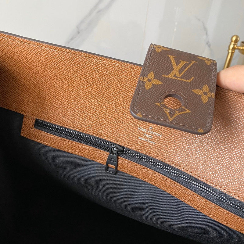 LOV - Luxurious Totes - 2625