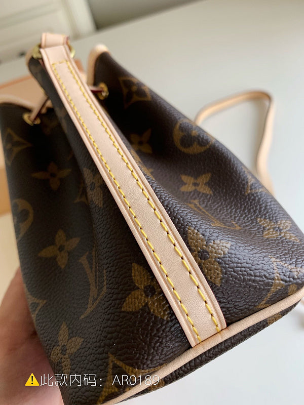 Luxurious Totes - Latest - 9758
