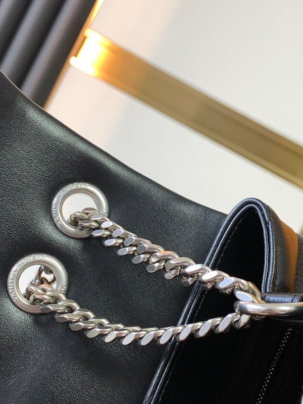 Luxurious Totes - Latest - 8570