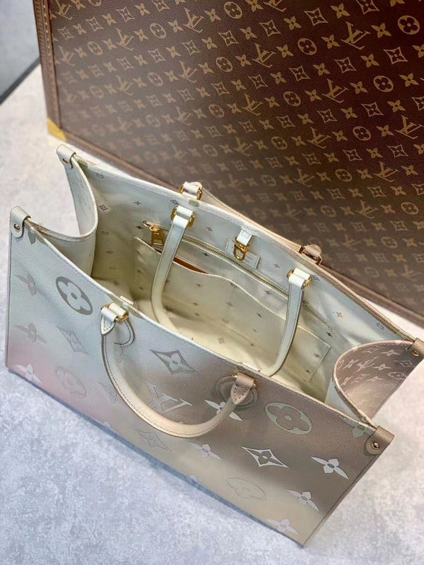 LOV - Luxurious Totes - 1443