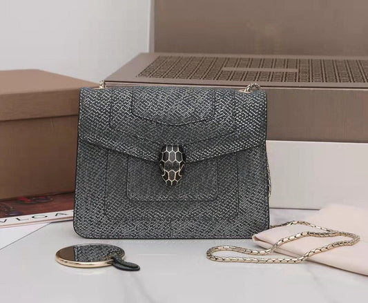 Luxurious-Totes - BVLGA Bags - 419