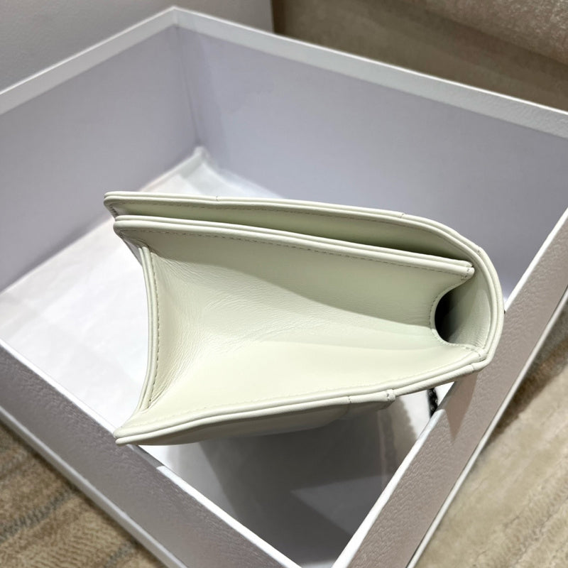 Luxurious Totes - Latest - 6200