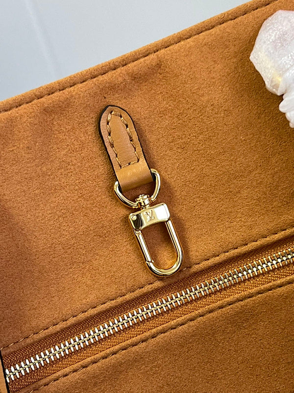 LOV - Luxurious Totes - 2012