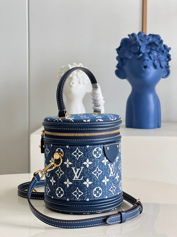 LOV - Luxurious Totes - 1483