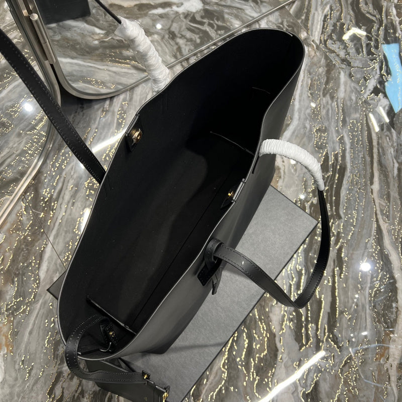 Luxurious Totes - Latest - 8241