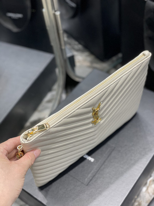 Luxurious Totes - Latest - 8799