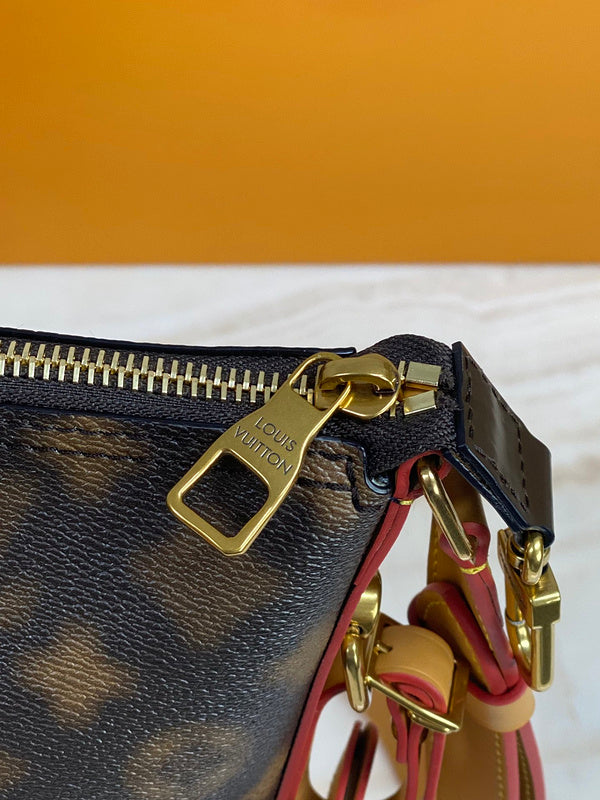 LOV - Luxurious Totes - 1295