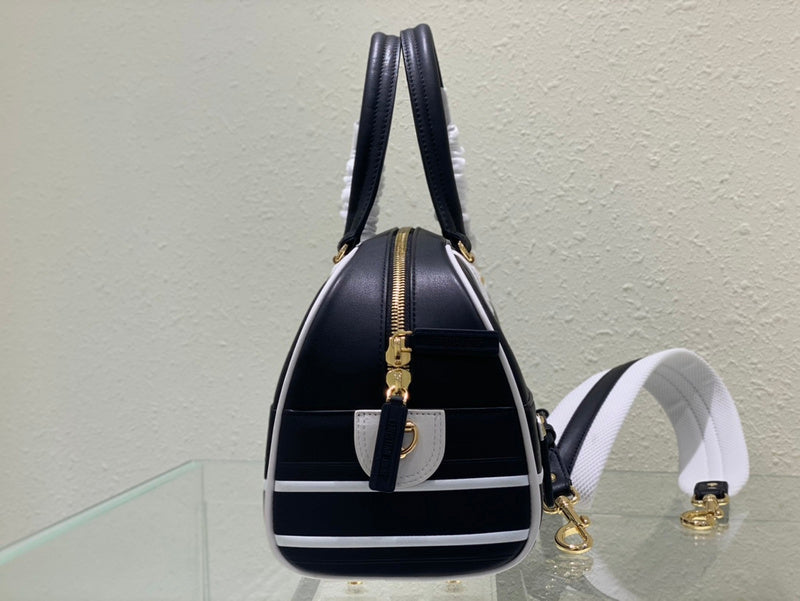 Luxurious Totes - Latest - 6470