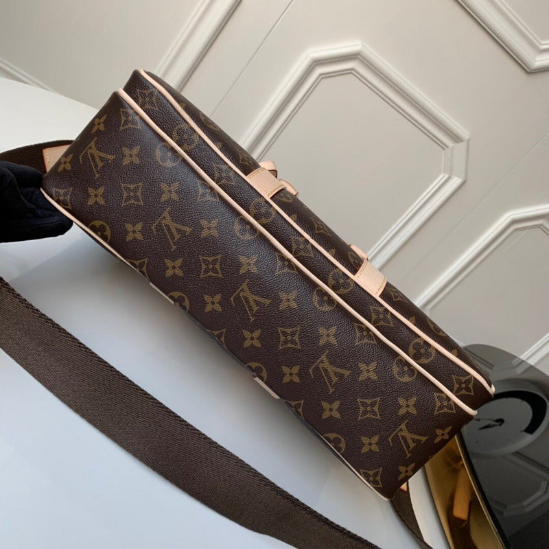 LOV - Luxurious Totes - 2658