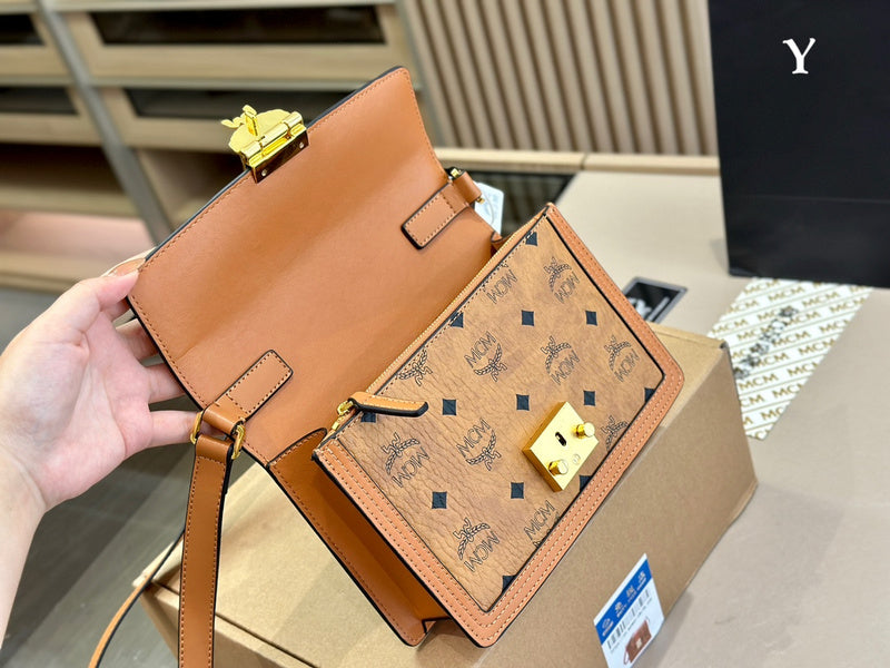 Luxurious Totes - CMM Bags - 005