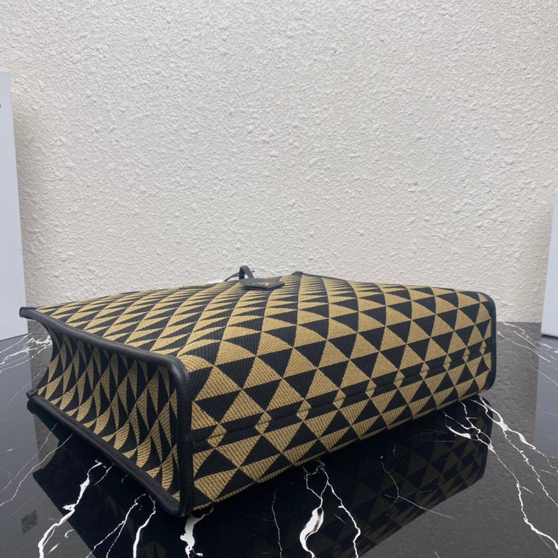 Luxurious Totes - Latest - 4570