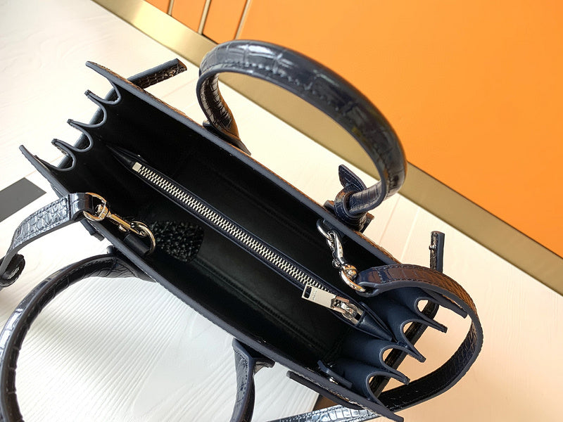 Luxurious Totes - Latest - 8865