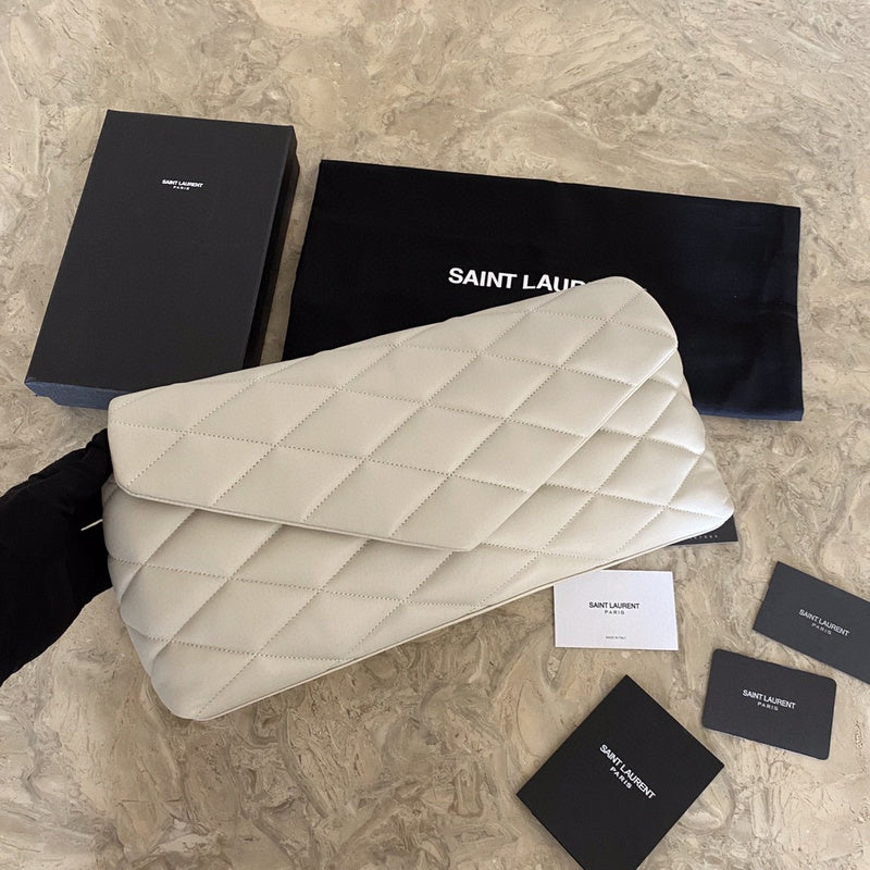 Luxurious Totes - Latest - 8911