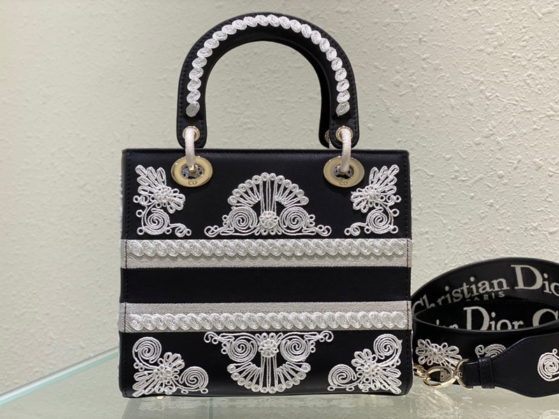 Luxurious Totes - Latest - 6197