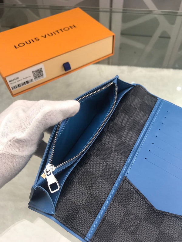 LOV - Luxurious Totes - 2301