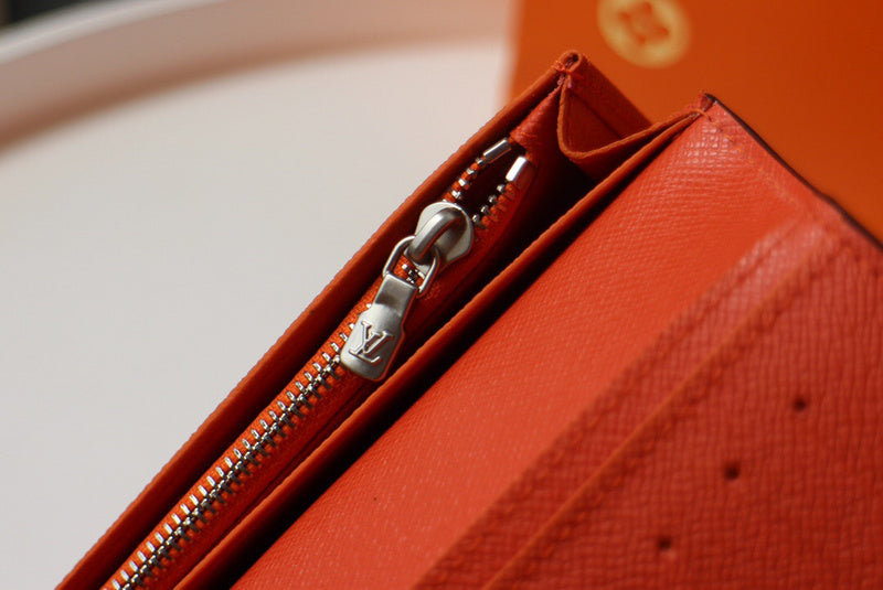 Luxurious Totes - Latest - 912
