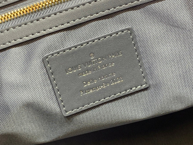 LOV - Luxurious Totes - 108
