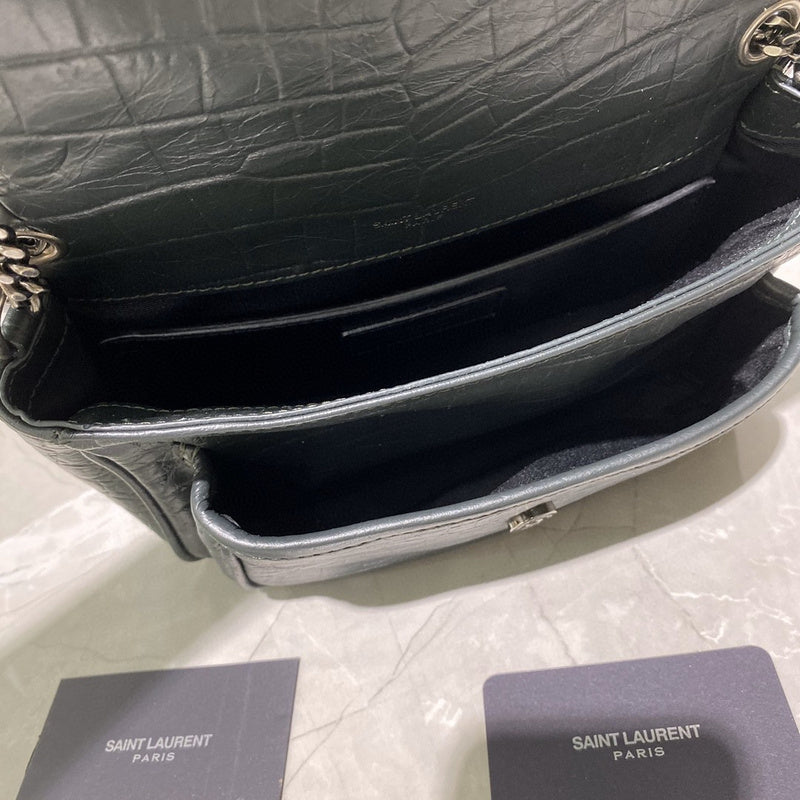 Luxurious Totes - Latest - 8819
