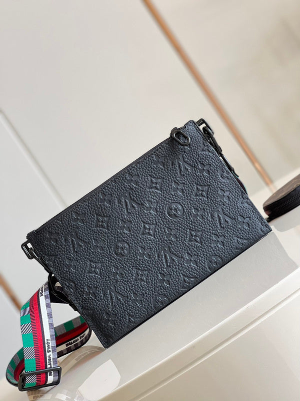 LOV - Luxurious Totes - 1867