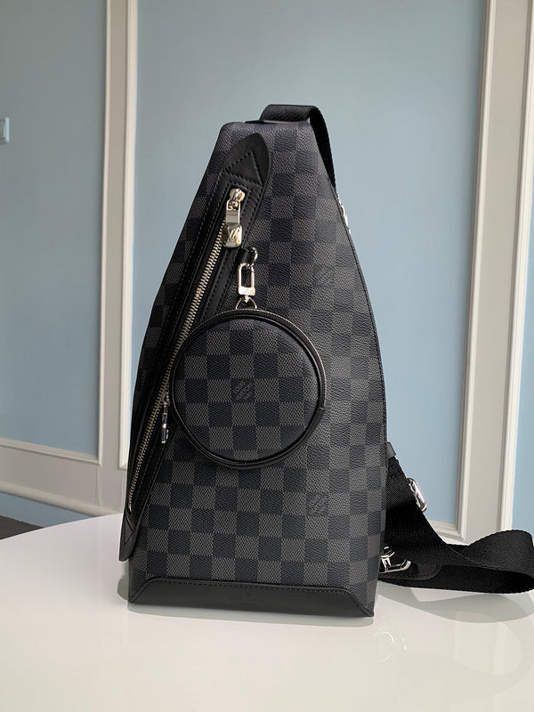 LOV - Luxurious Totes - 030