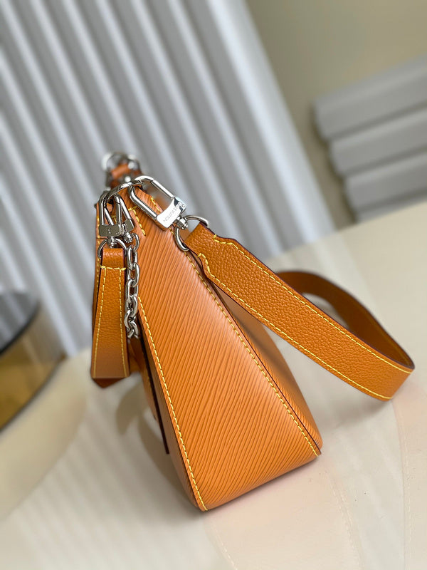 LOV - Luxurious Totes - 1787