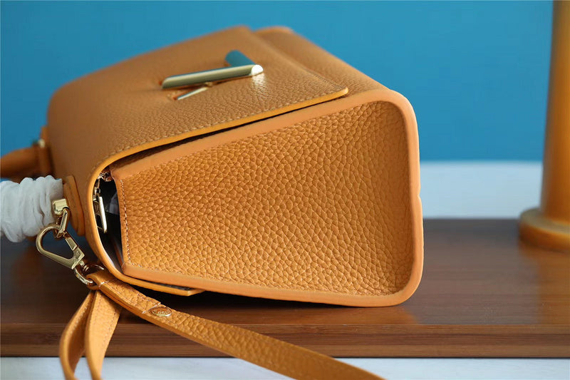 Lux-Totes - LOV Bags - 1012