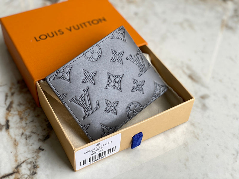 LOV - Luxurious Totes - 1532