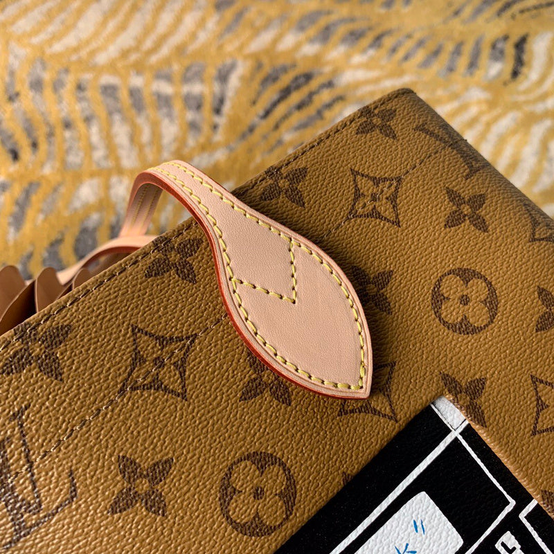 Luxurious Totes - Latest - 1544