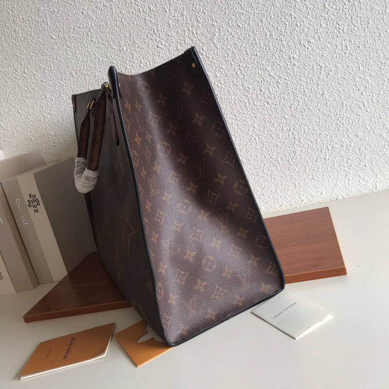 LOV - Luxurious Totes - 2240