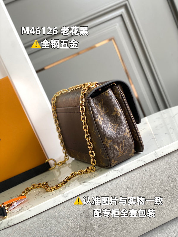LOV - Luxurious Totes - 807