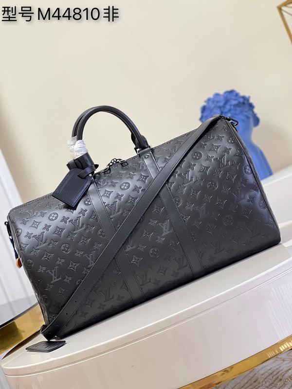LOV - Luxurious Totes - 2222