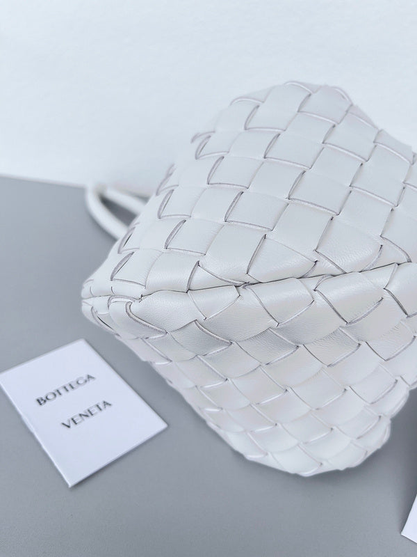 Luxurious Totes - Latest - 7040