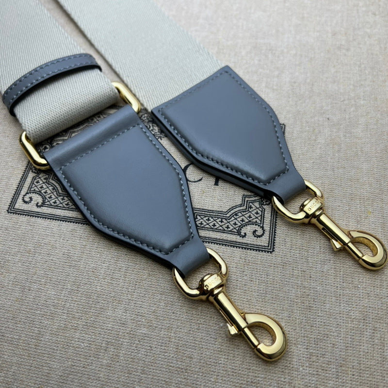 GUI - Luxurious Totes - 488