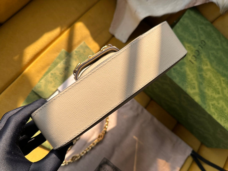 GUI - Luxurious Totes - 016
