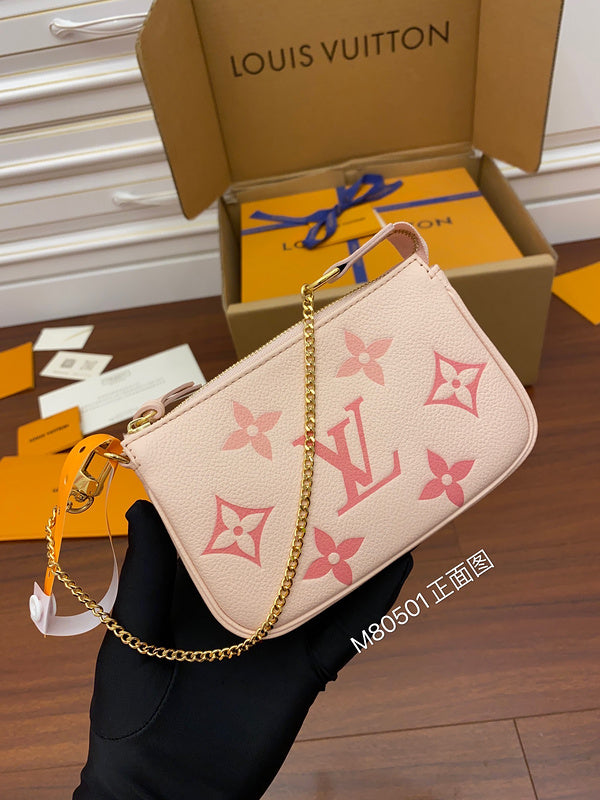 LOV - Luxurious Totes - 1049