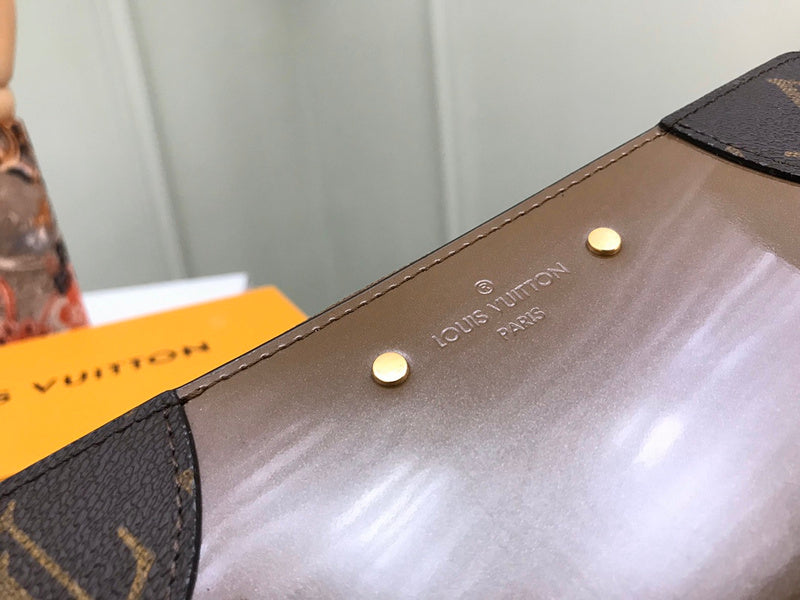 Luxurious Totes - Latest - 800